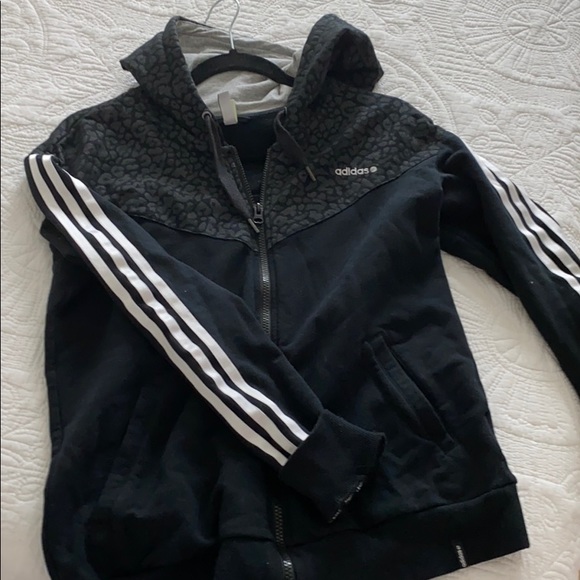 Adidas zip up sweater - Picture 4 of 5